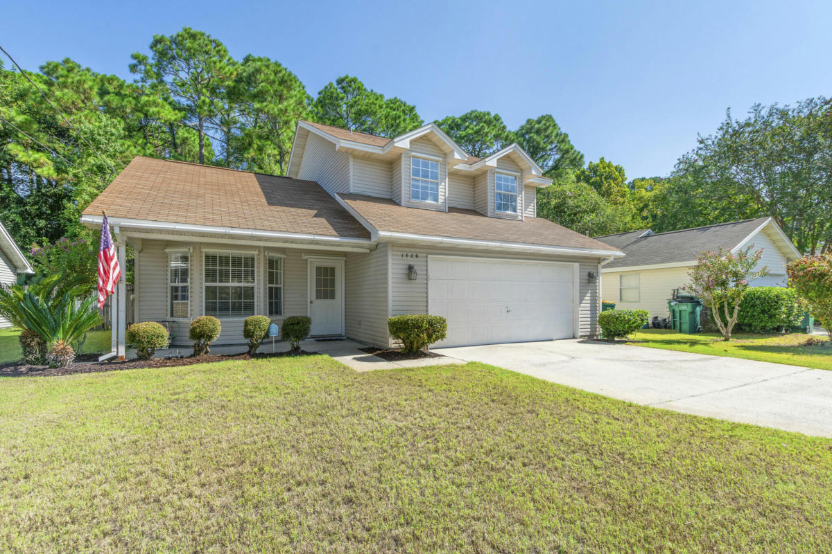 1529 VALPARAISO BLVD, NICEVILLE, FL 32578, photo 1 of 32